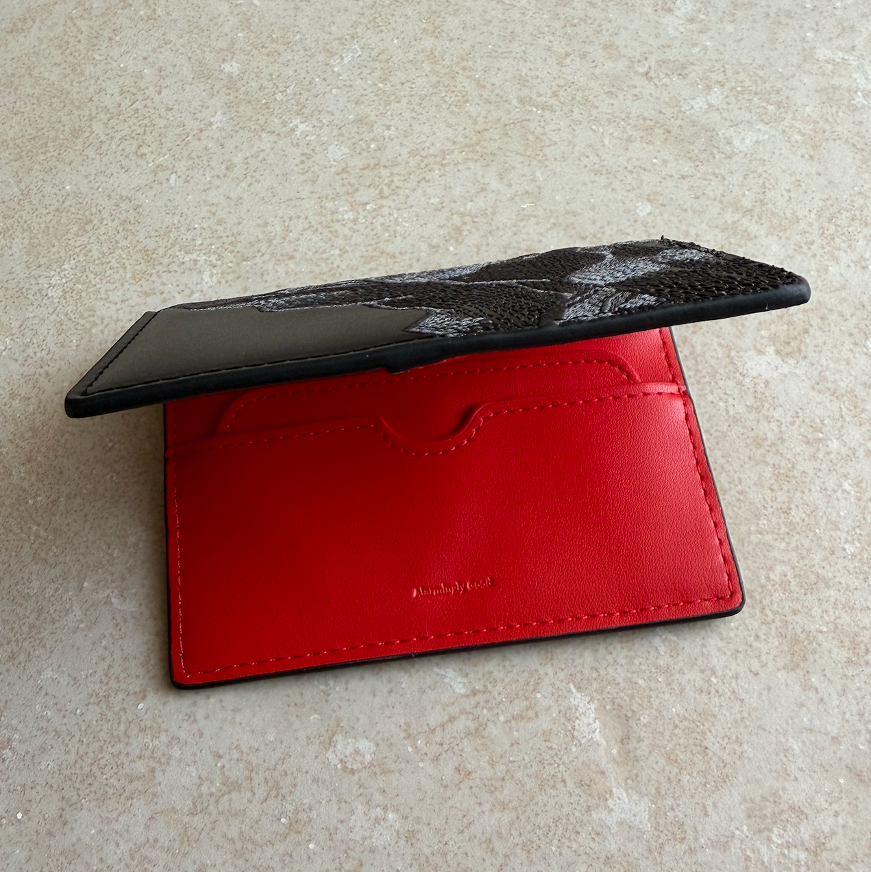 Black/Red Peak Embroidered Leather Bi-Fold Cardholder